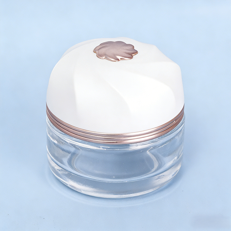Gilded Shell Cream Pot