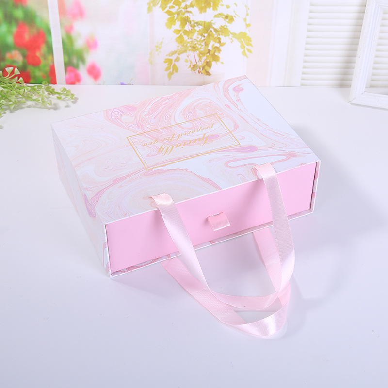 scarf box