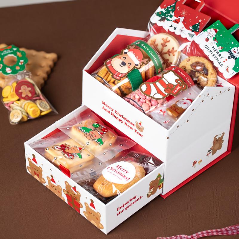 Scatola regalo natalizia personalizzata a forma di casetta con cassetto e nastro