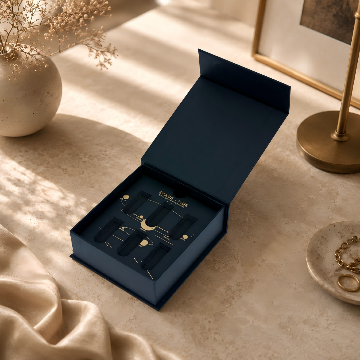 Young May Square Geschenkbox