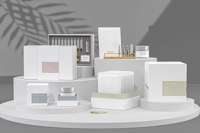 Cómo el empaque minimalista ayuda a que las marcas de belleza luzcan más prémium