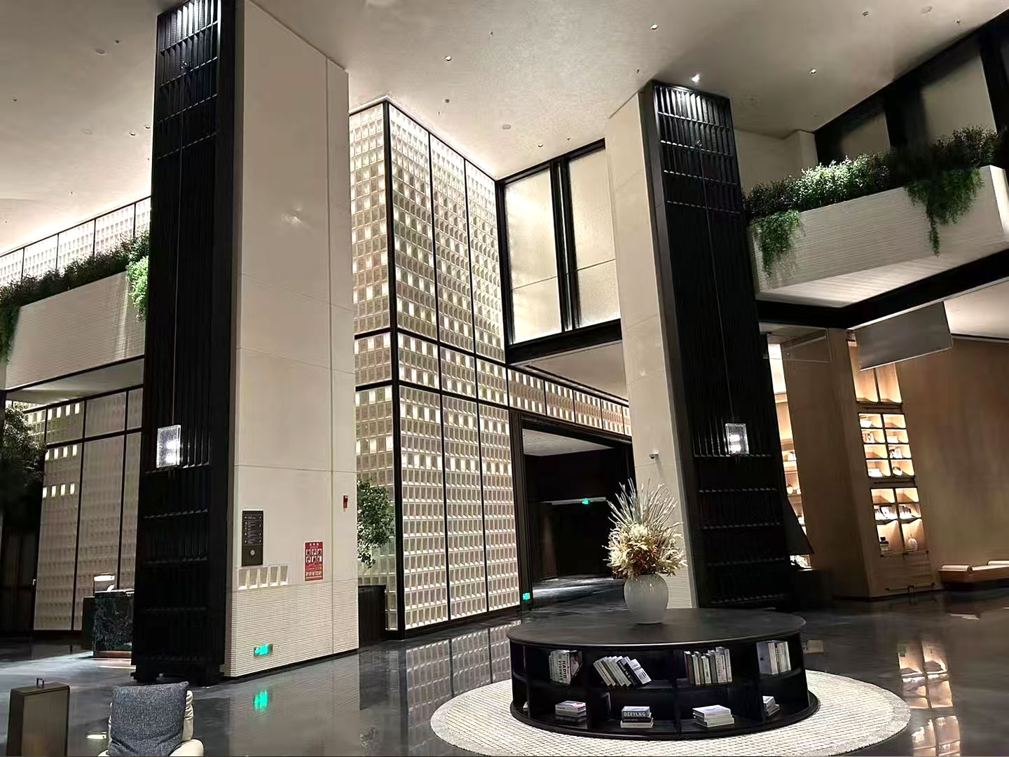 Shuitou Pullman Hotel