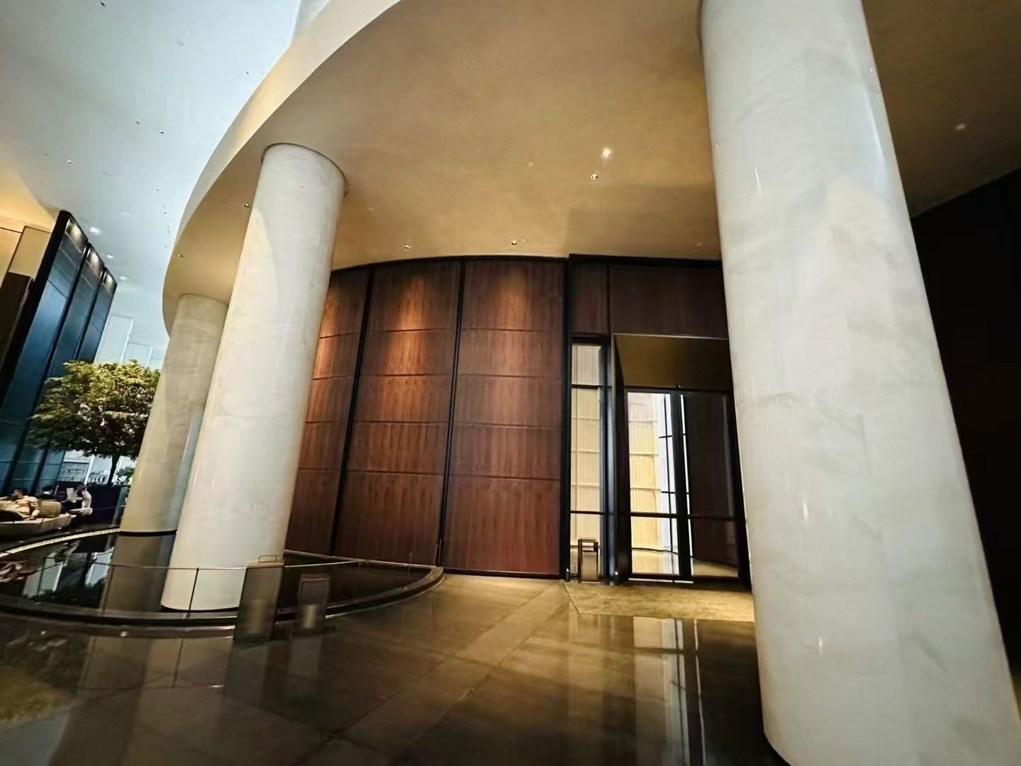 Shuitou Pullman Hotel