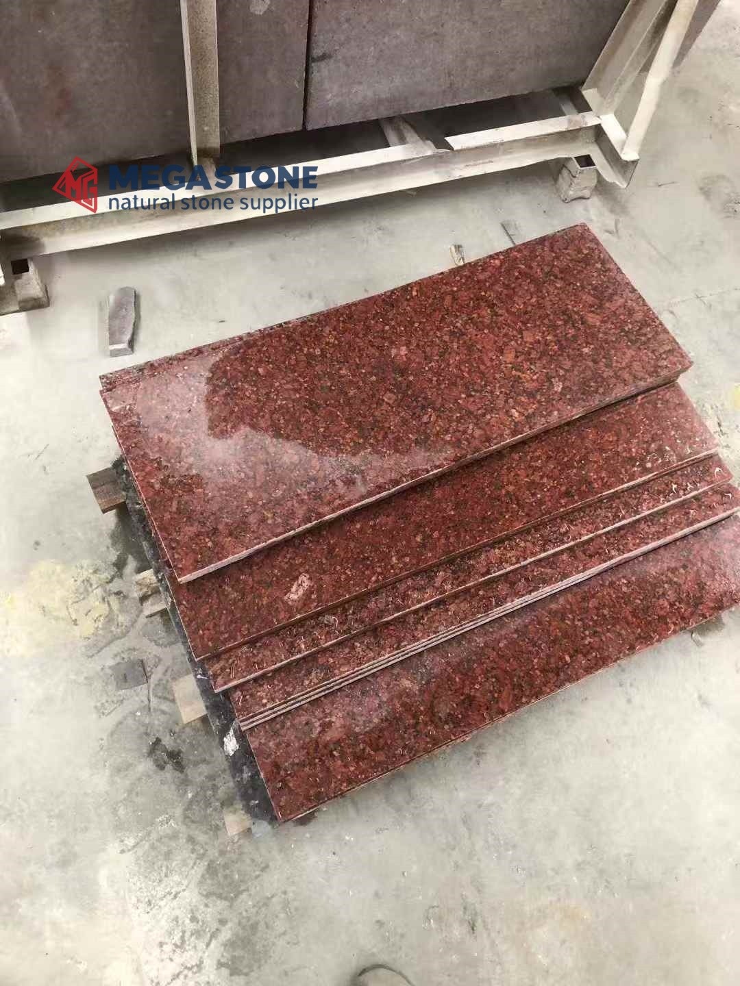 Ruby Red Granite slab suppliers