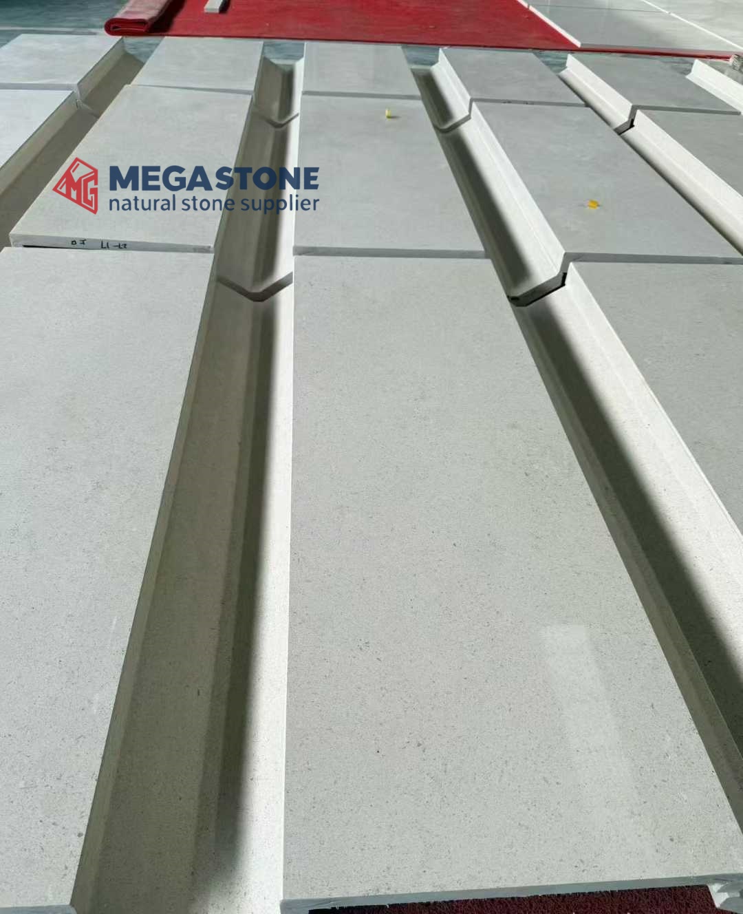 Moleanos Beige Limestone Slab
