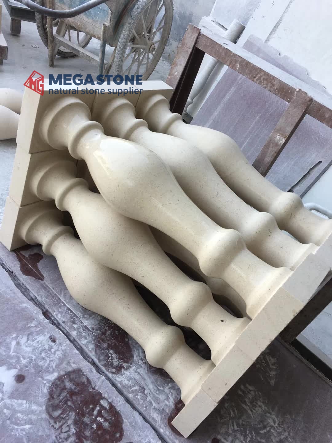 Moleanos Beige Limestone Balusters