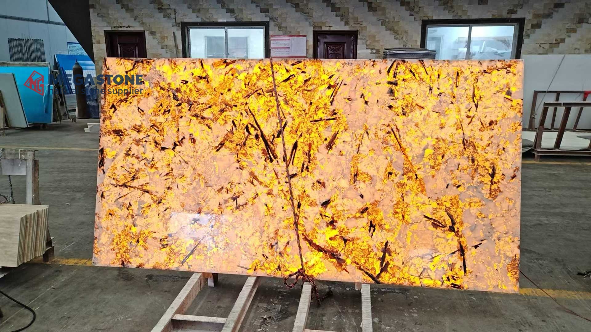 Factory Direct Brazil Snow Mountain Granite Backlit Composite Panels for Hotel and Villa Projects