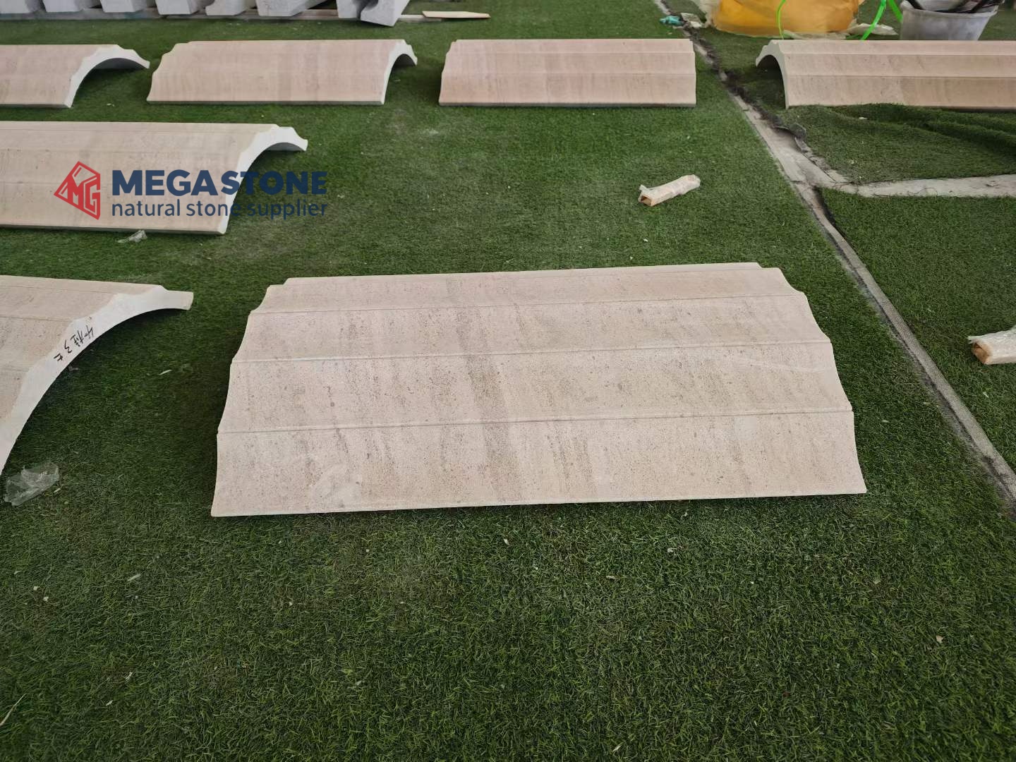 Factory Direct Moca Cream Fluted Curved Limestone Column Cladding