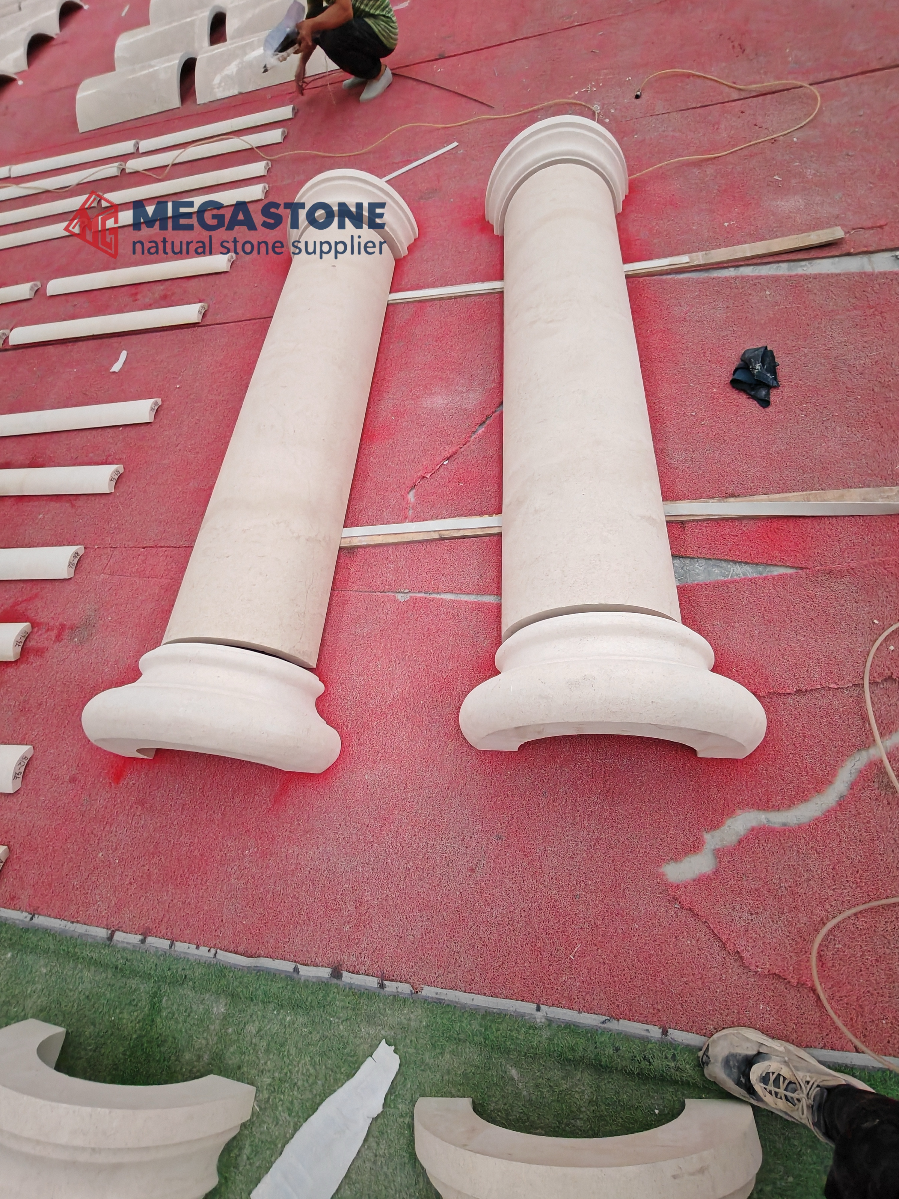Moleanos Beige Limestone Hollow Columns