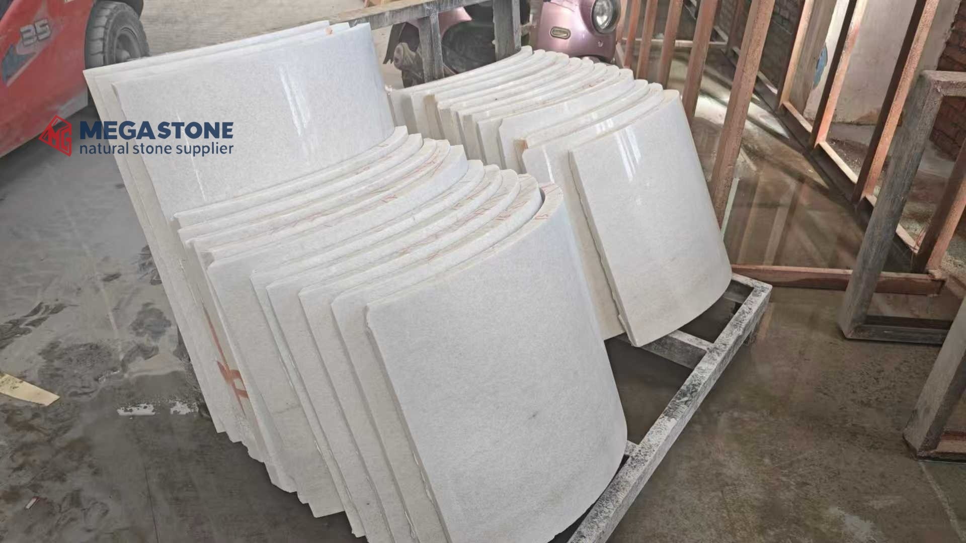 Crystal White Marble Curved Column Cladding