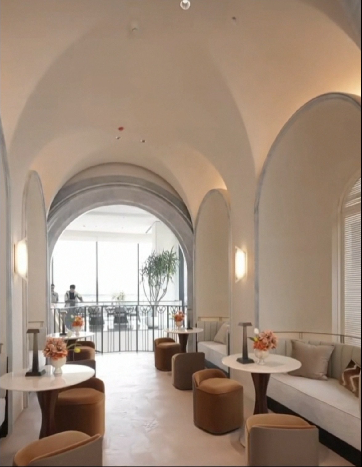 Custom Bianco Carrara Marble Archway Door Frame Manufacturer