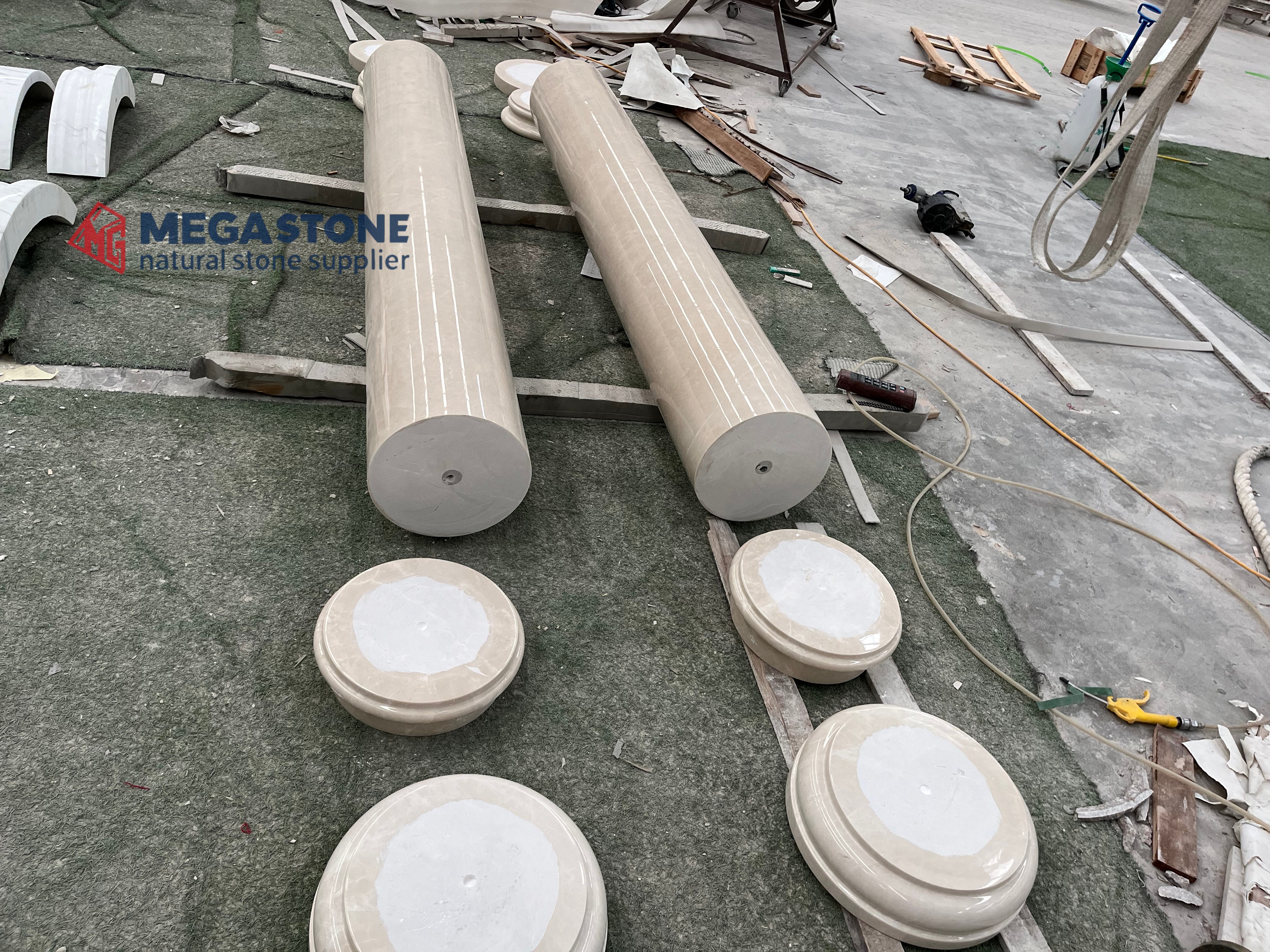 Crema Uno Beige Marble CarvedPlain Solid Round Column
