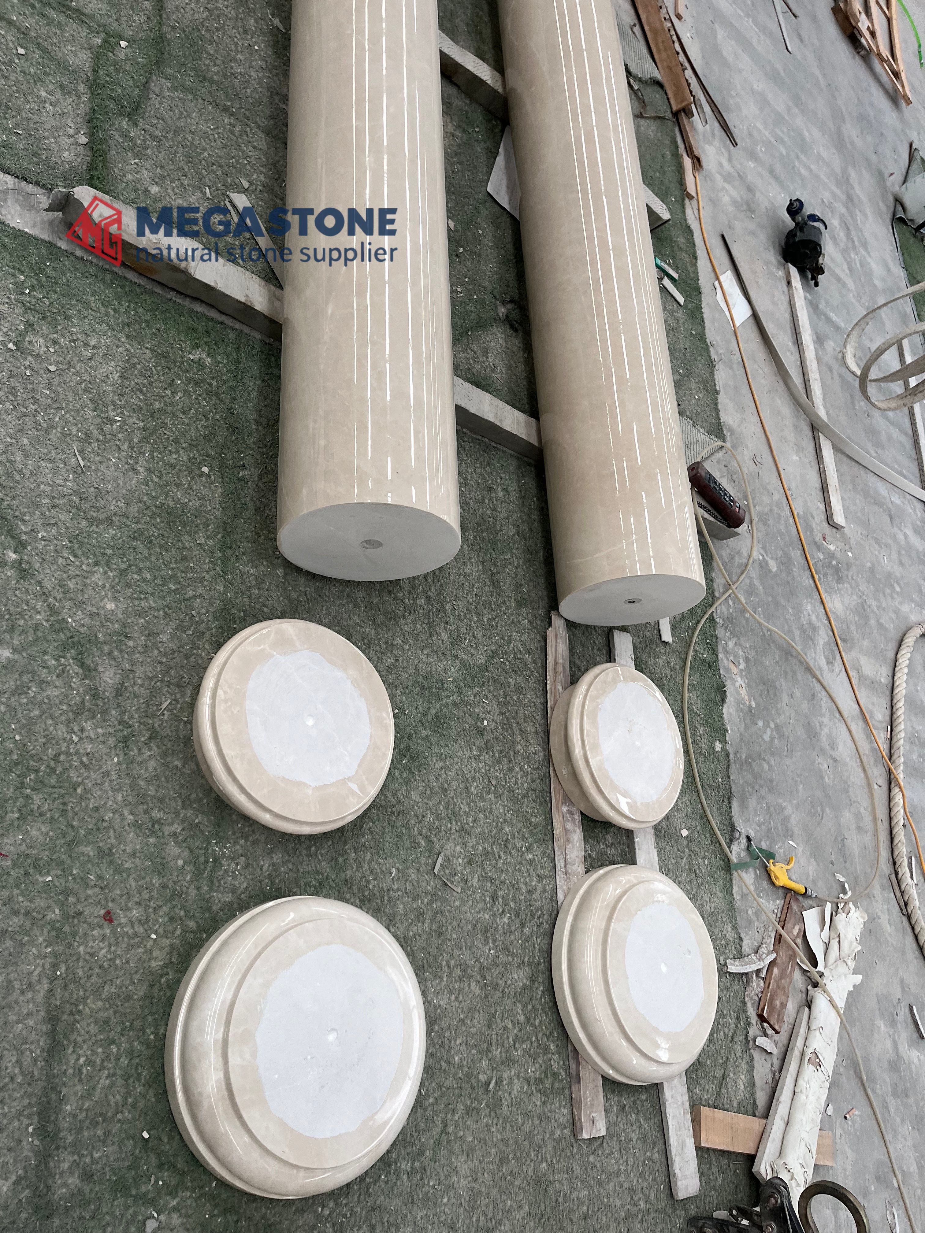 Crema Uno Beige Marble CarvedPlain Solid Round Column