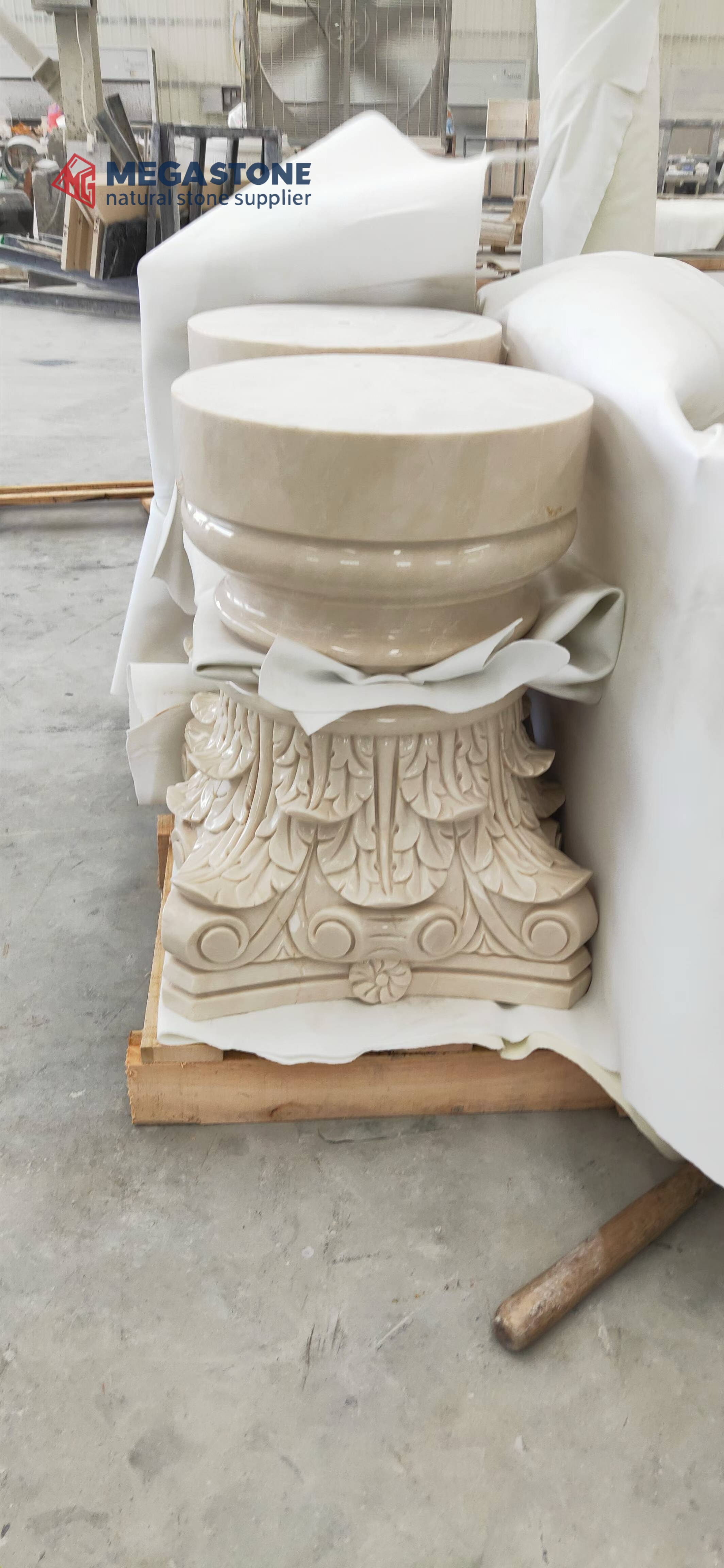 Crema Uno Beige Marble CarvedPlain Solid Round Column
