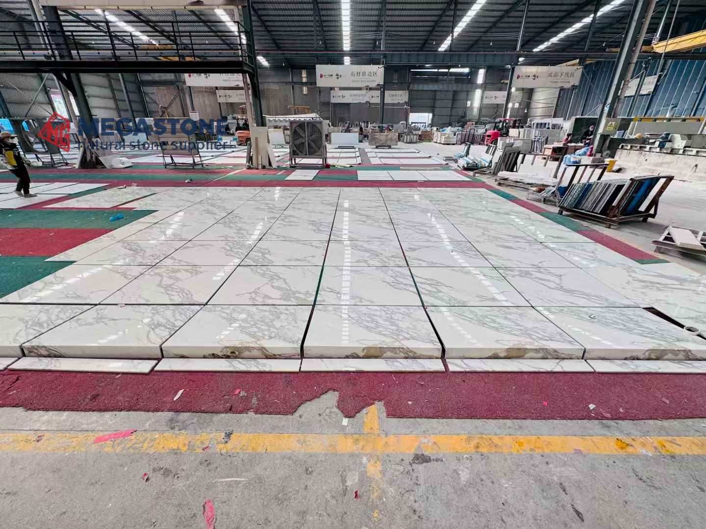 High End Calacatta Gold Marble Tiles for Interior Flooring