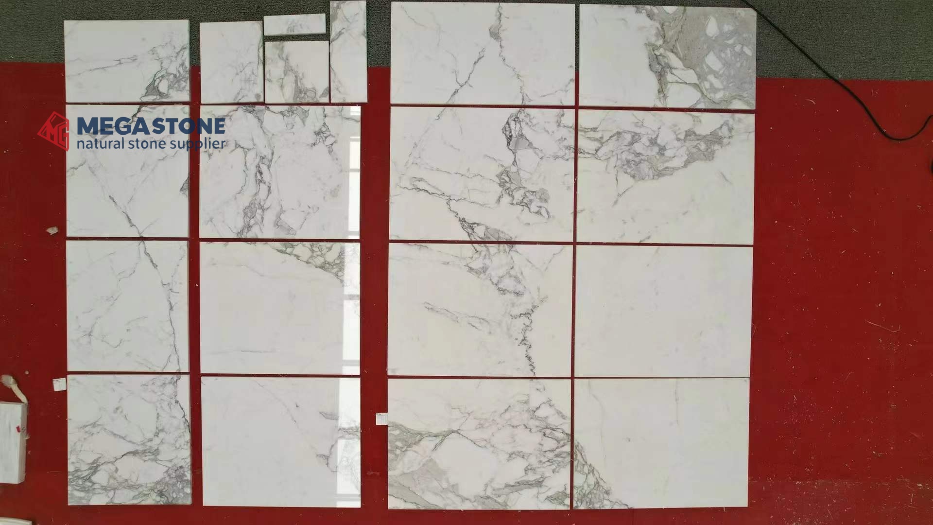 High End Calacatta Gold Marble Tiles for Interior Flooring
