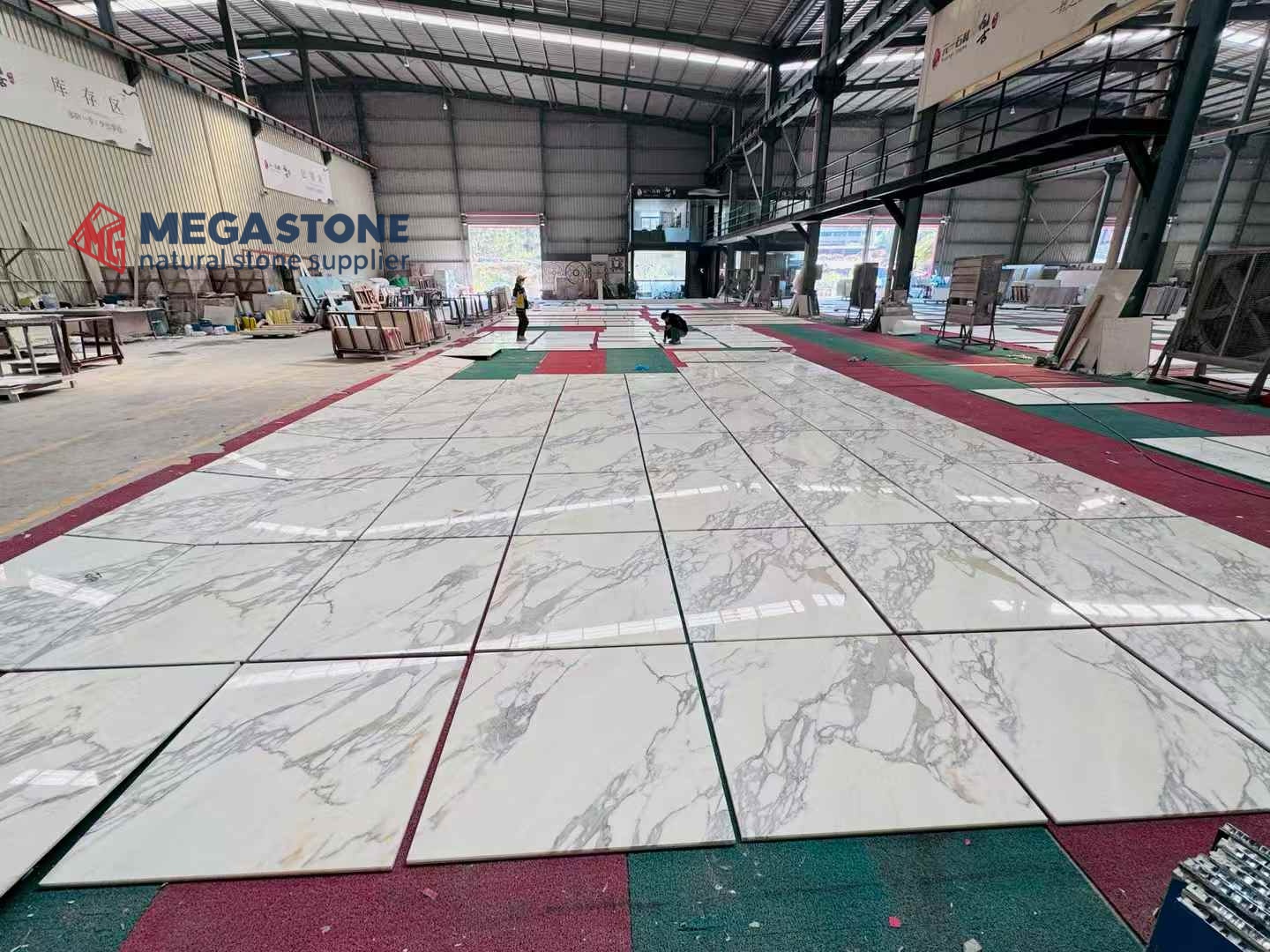 High End Calacatta Gold Marble Tiles for Interior Flooring