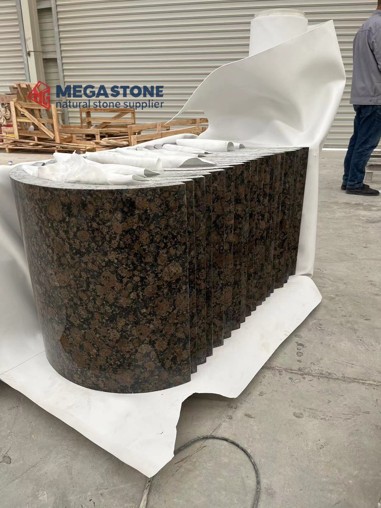 Norway Baltic Brown Granite Curved Panels for Round Hollow Columns