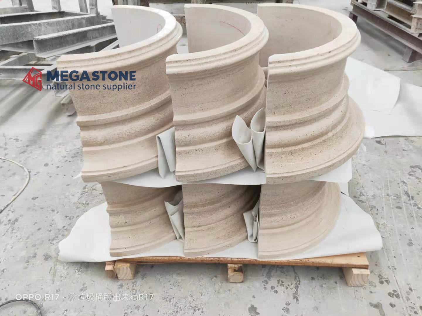 Portugal Moleanos Beige Limestone Hollow Round Columns