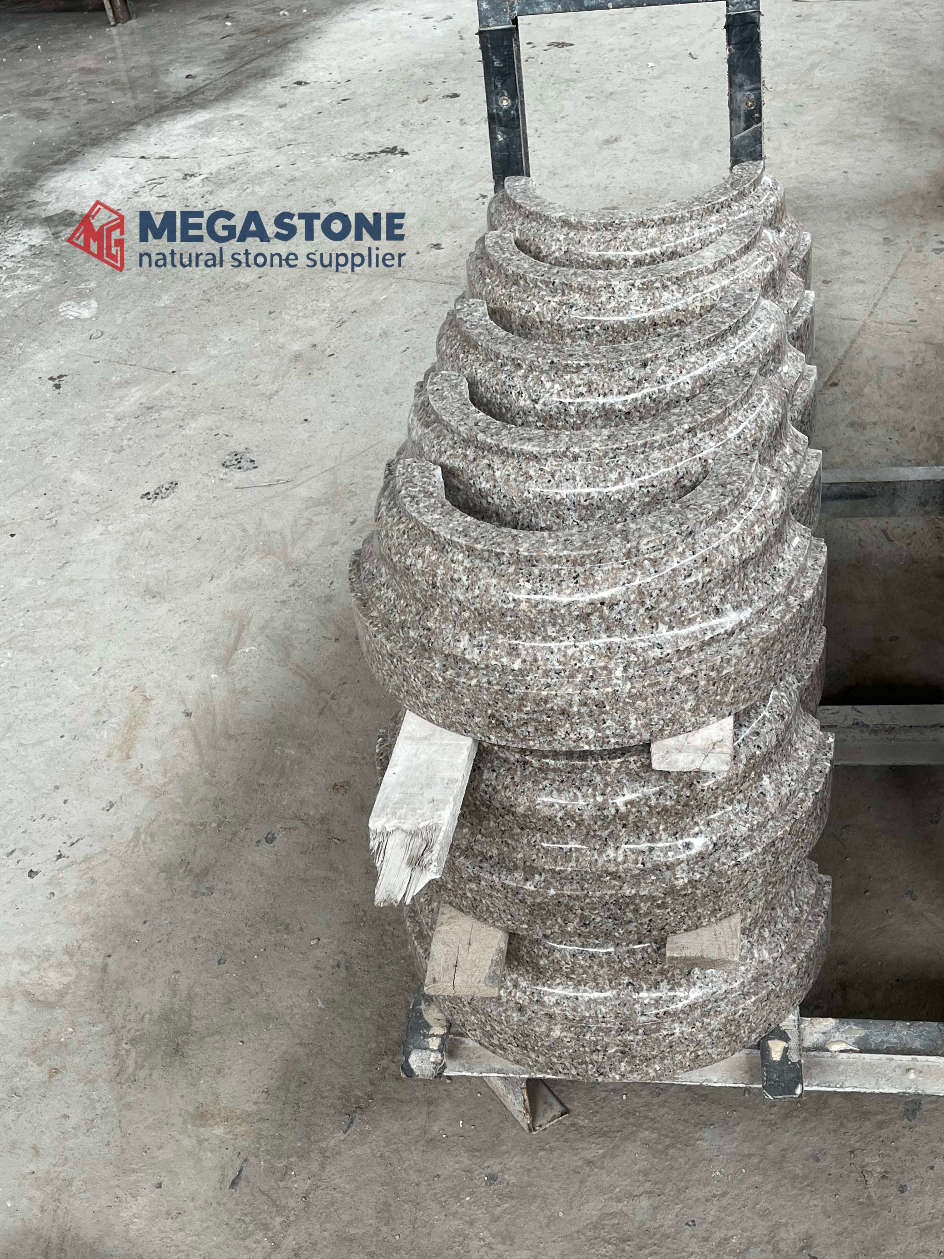 Shrimp Red Granite Curved Panels for Complete Hollow Column Set