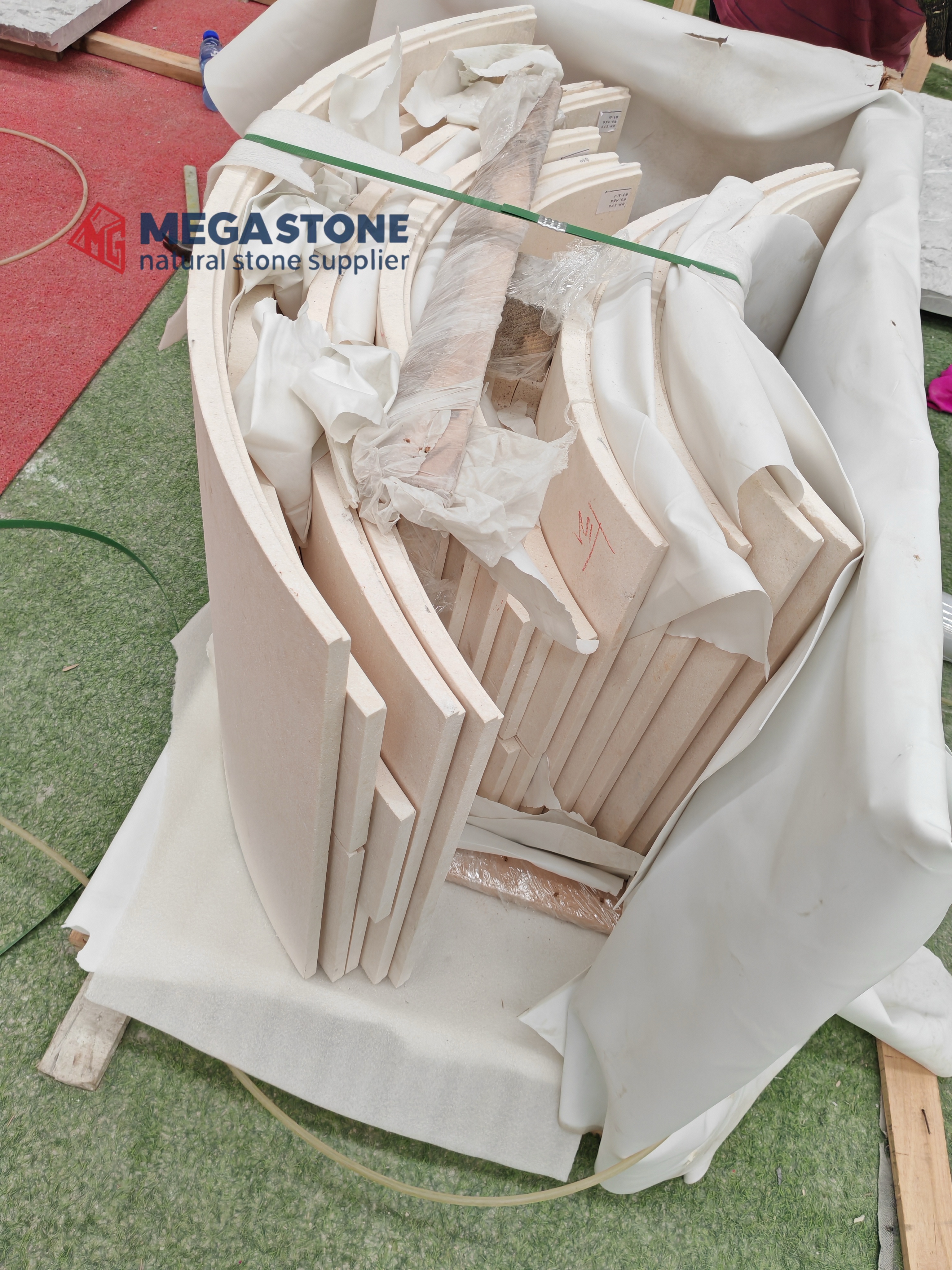 Benin White Limestone Curved Panels for Facade Cladding
