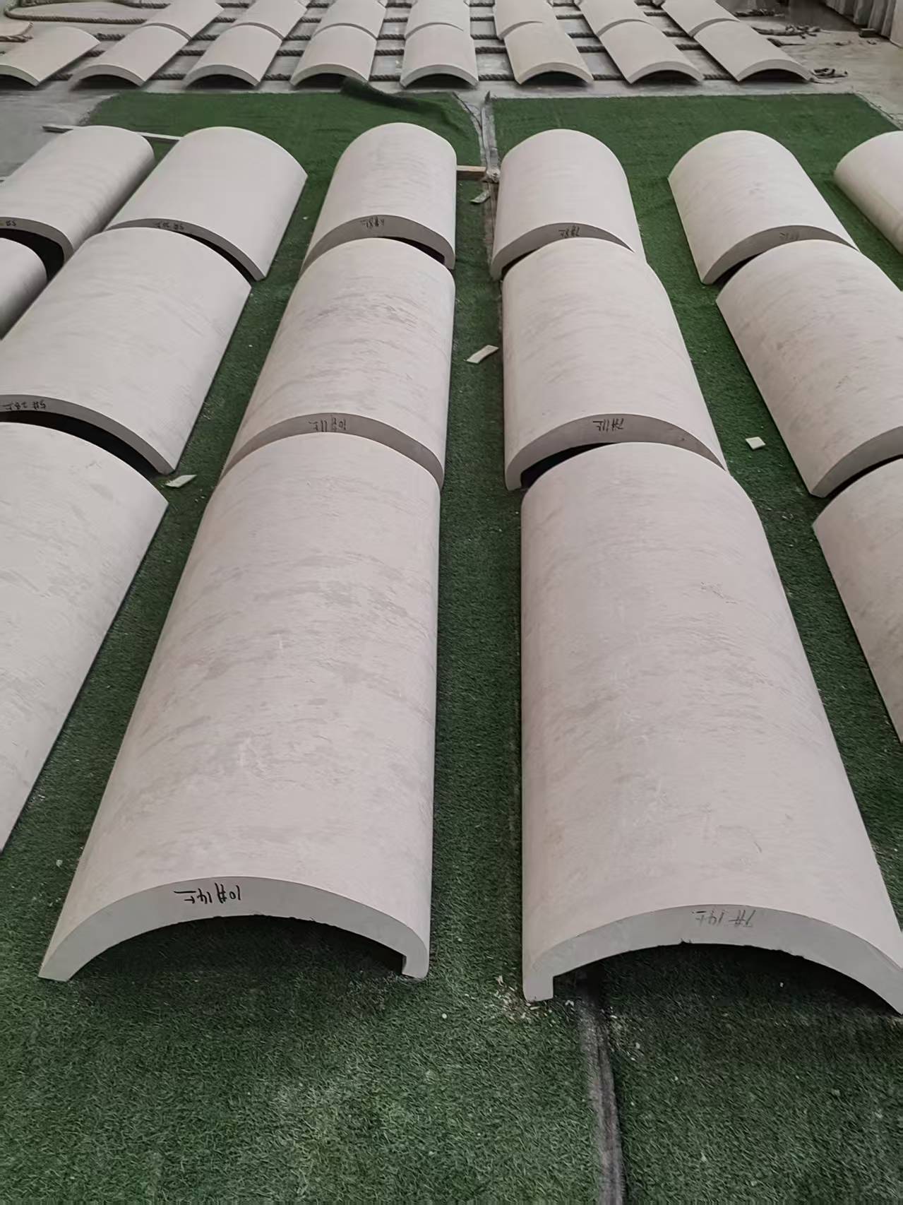 Double‑Curve Stone Bar Counter Panels