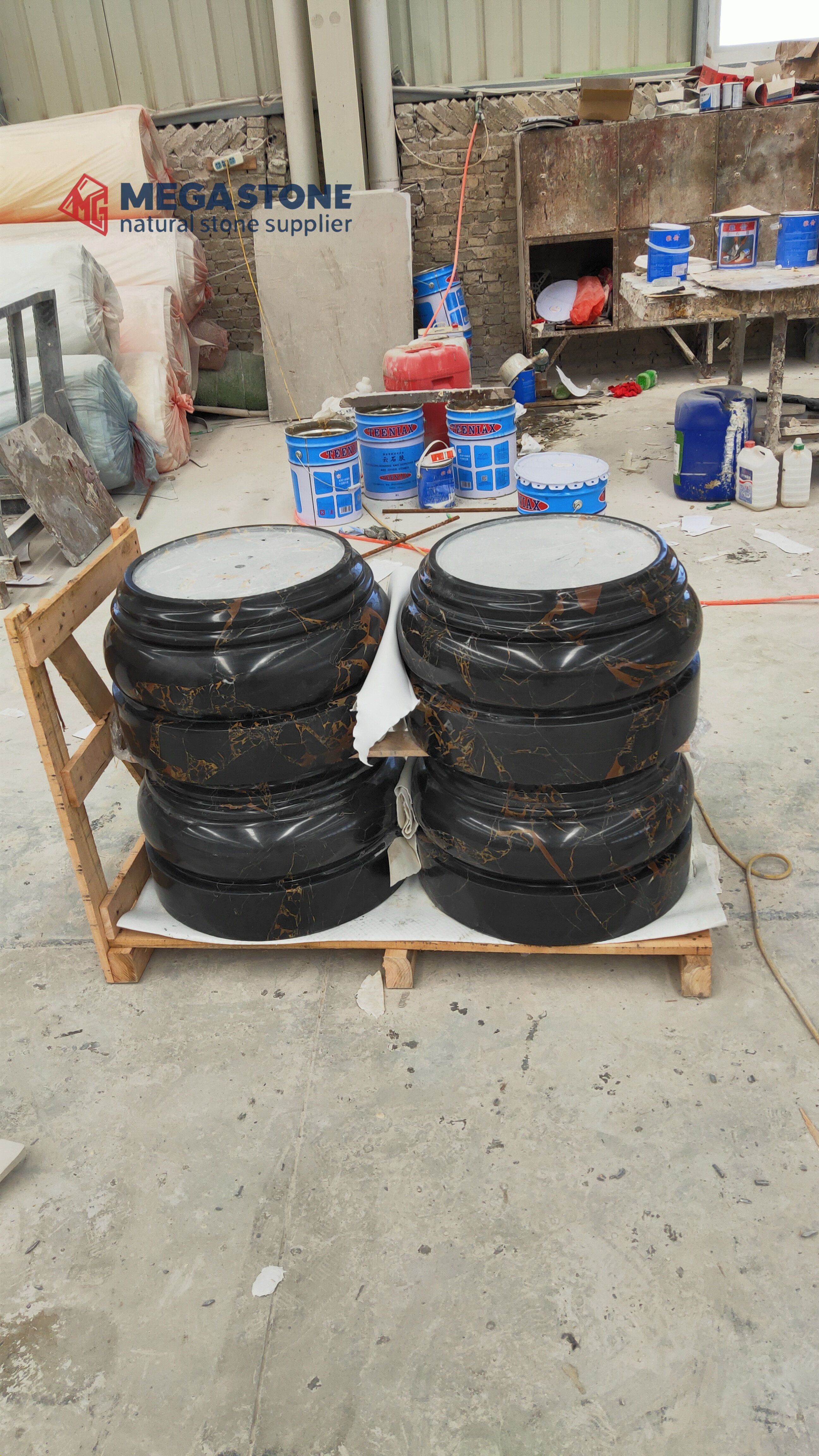 Chinese Athens Black Gold Flower Marble Round Column Base