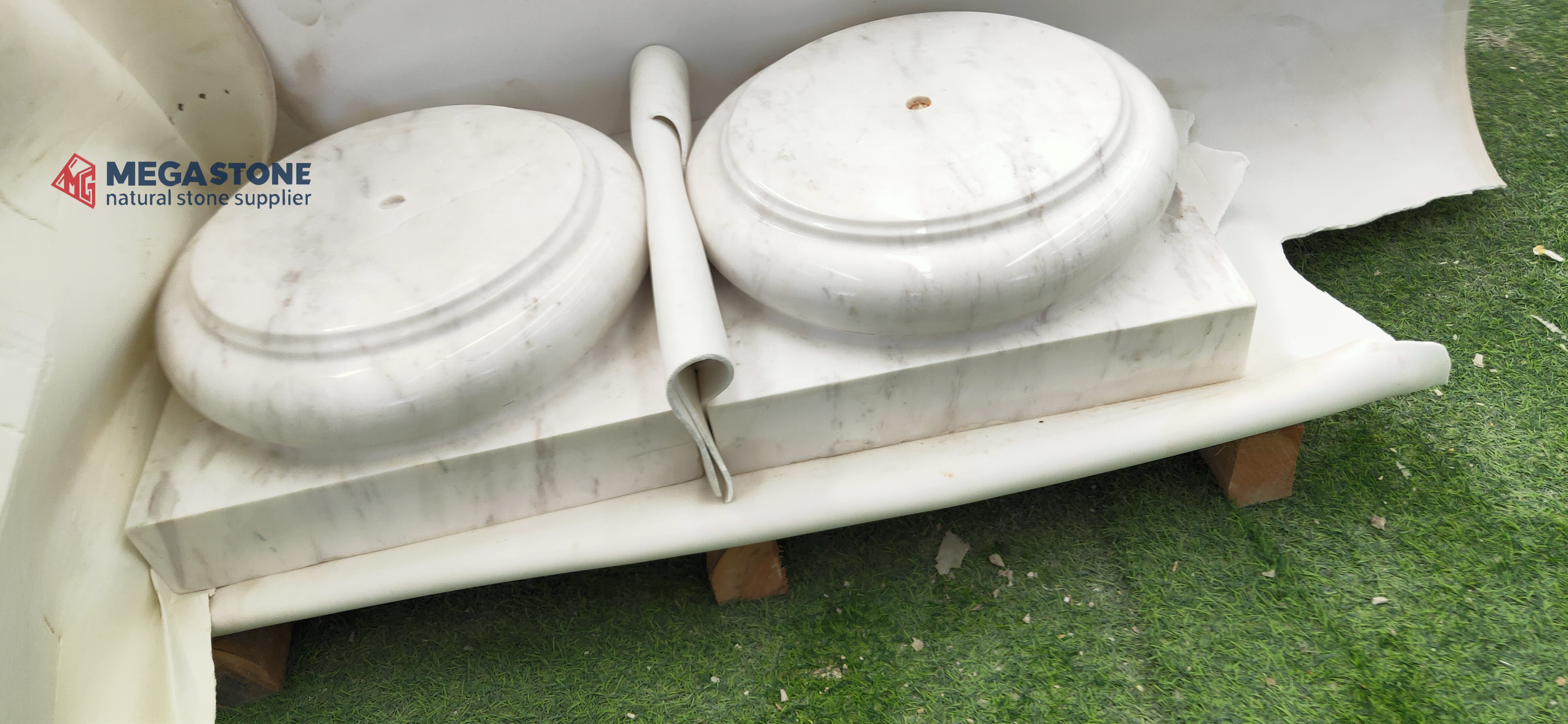 Natural Volakas White Marble Round Column with Base and Capital
