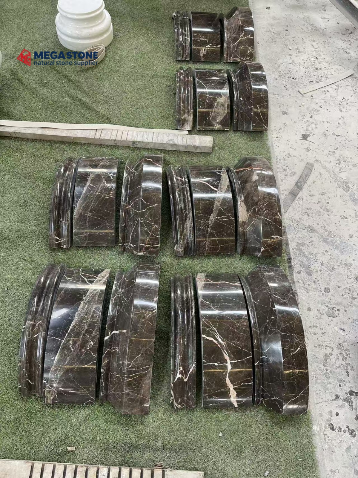 China Nero St Laurent Brown Black Marble Slab Price