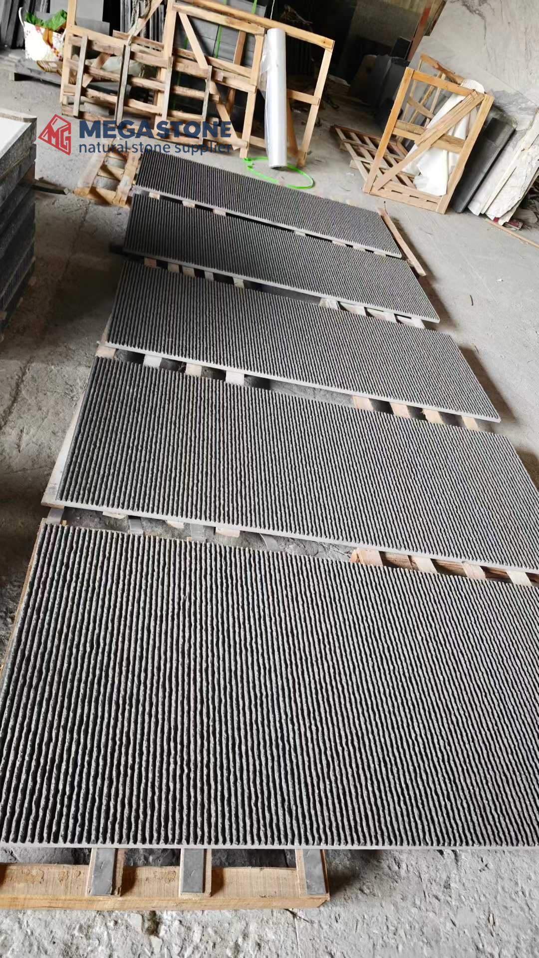 Ribbed Fluted Black Granite Water Feature Stone for Outdoor Wall Decor