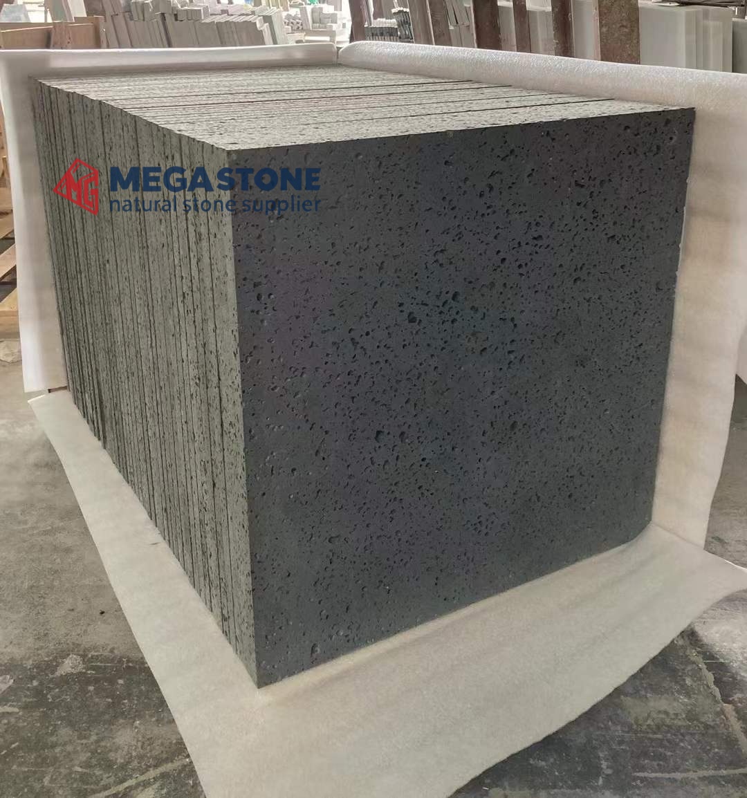 China Volcanic Stone Grey Lava Stone Tiles Grey Basalt Tiles