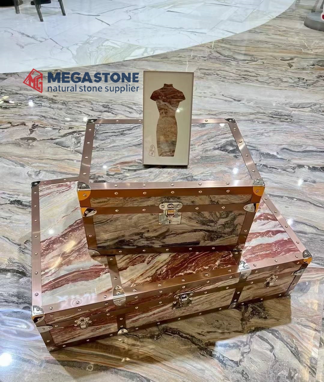 Monica Red Marble