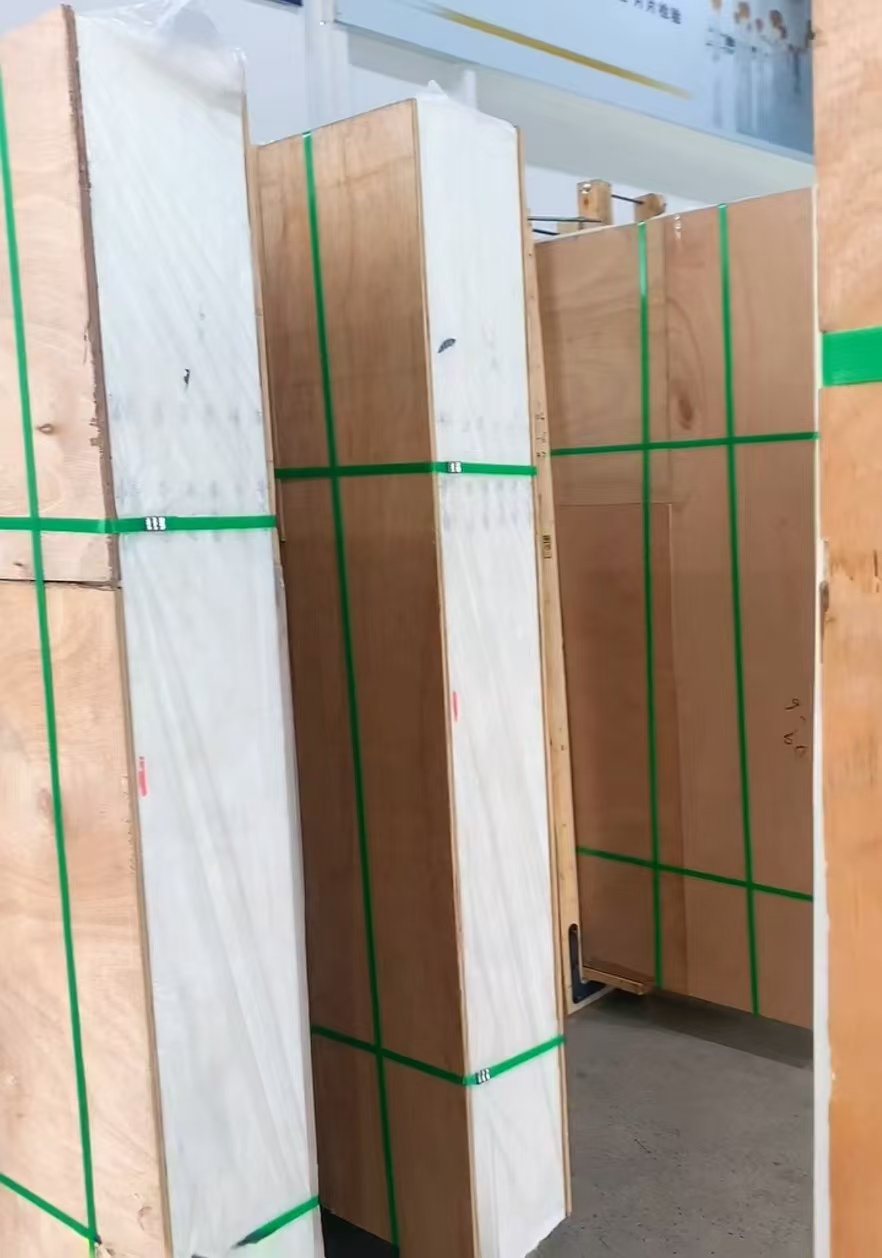 Custom Volakas Marble Pillars Factory