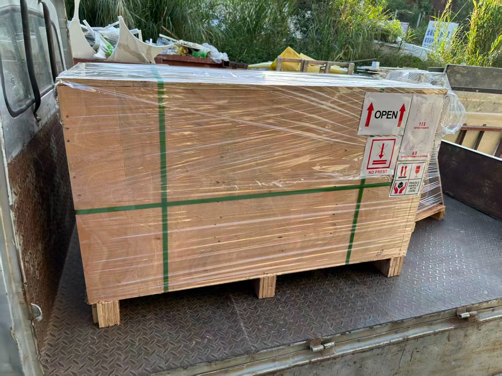 Volakas White Marble Solid Pillars Manufacturer