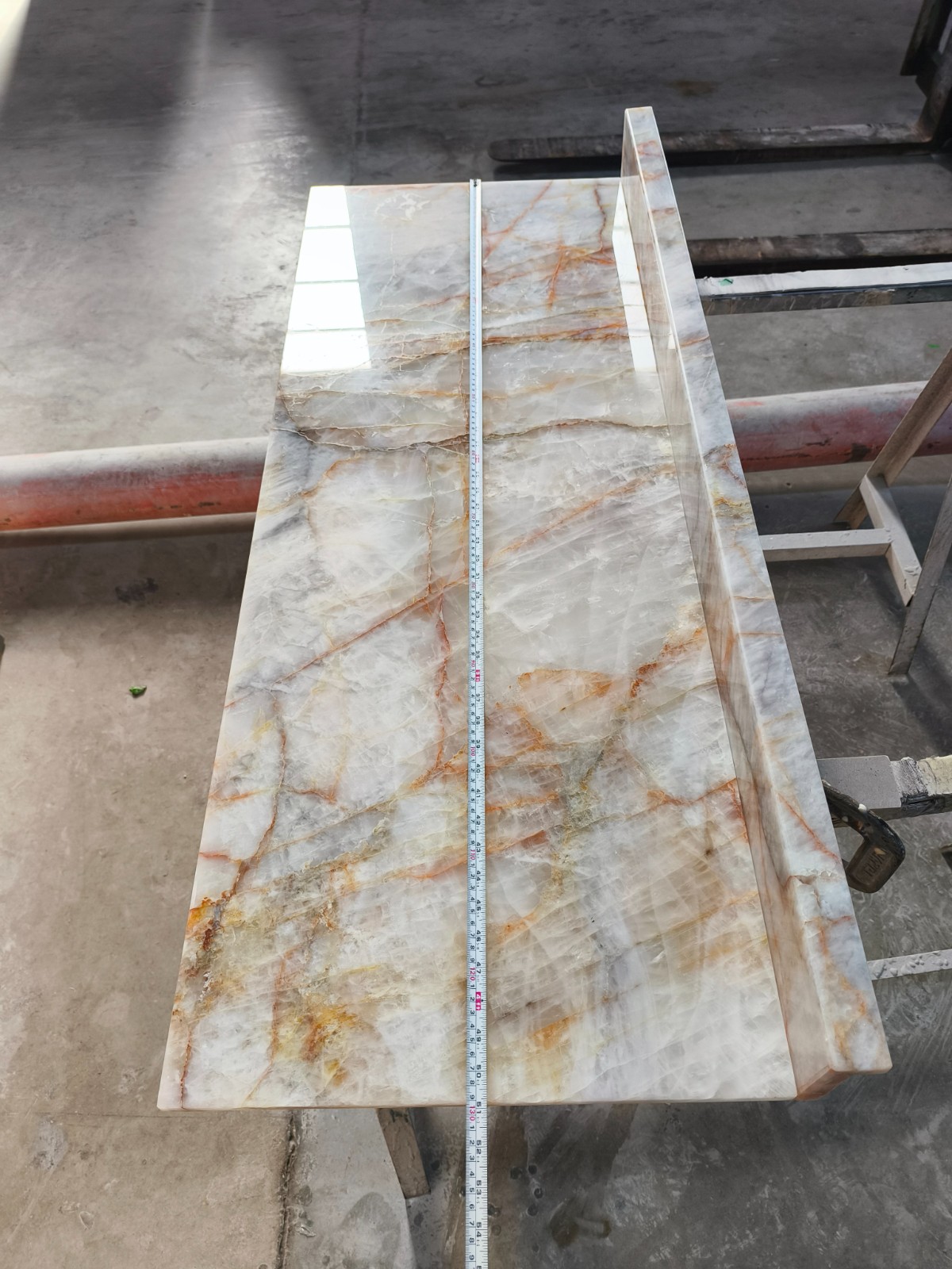 Carved Solid Round Marble Column Manufacturer
