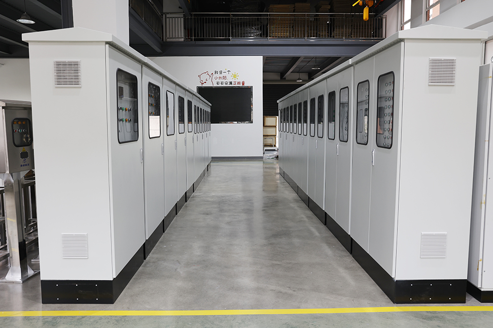 factory02.jpg