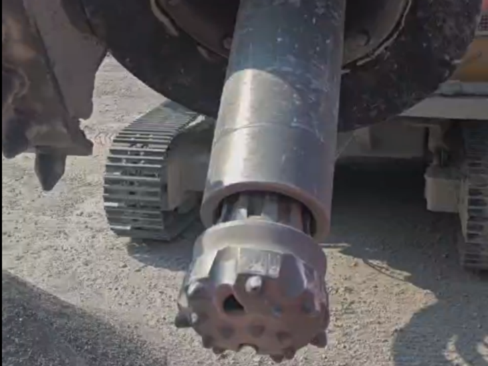 DTH drill bits