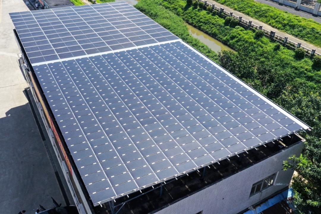 Perovskite Photovoltaic Panel