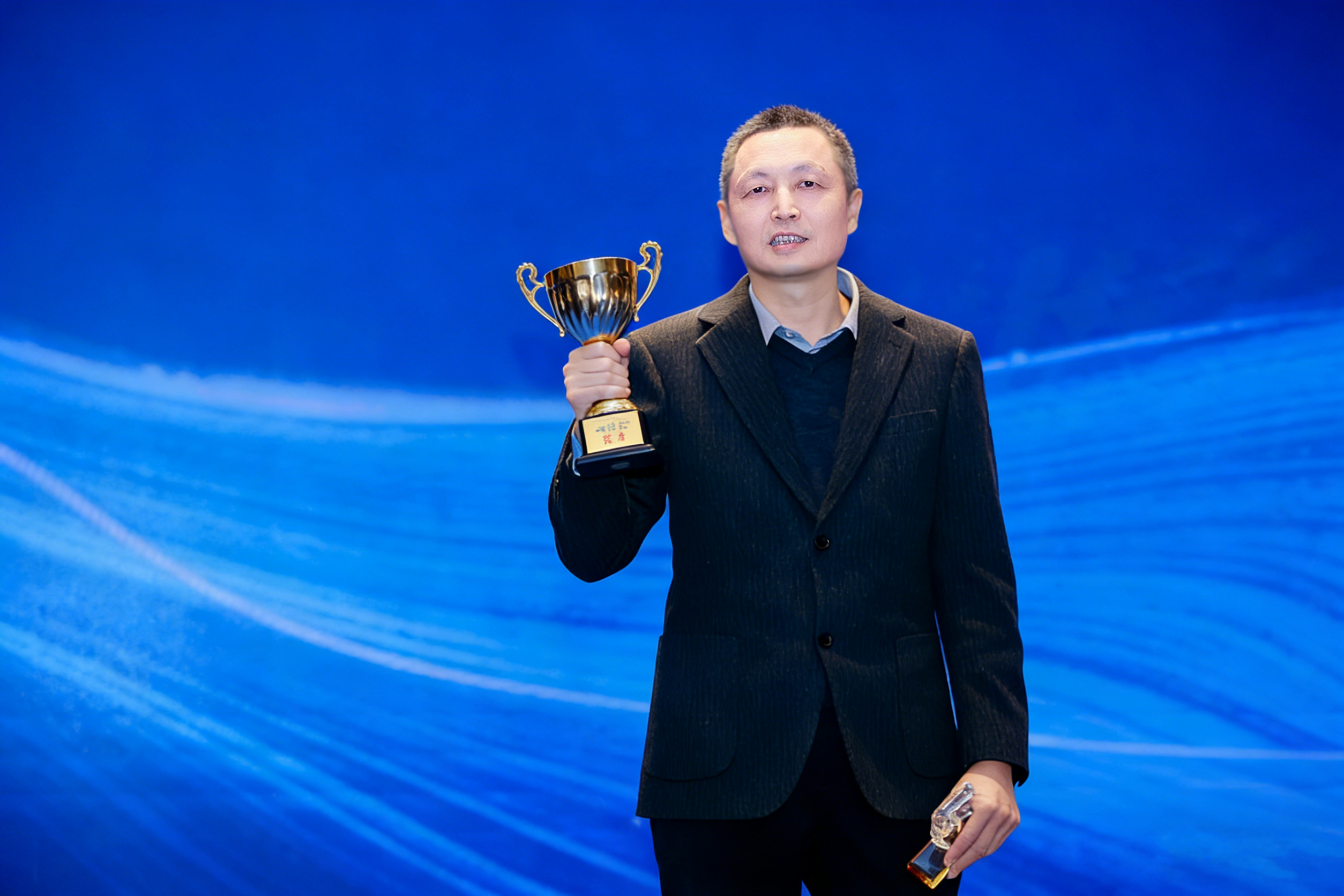 FOUNDER OF XIAMEN YIXIN PRINTING