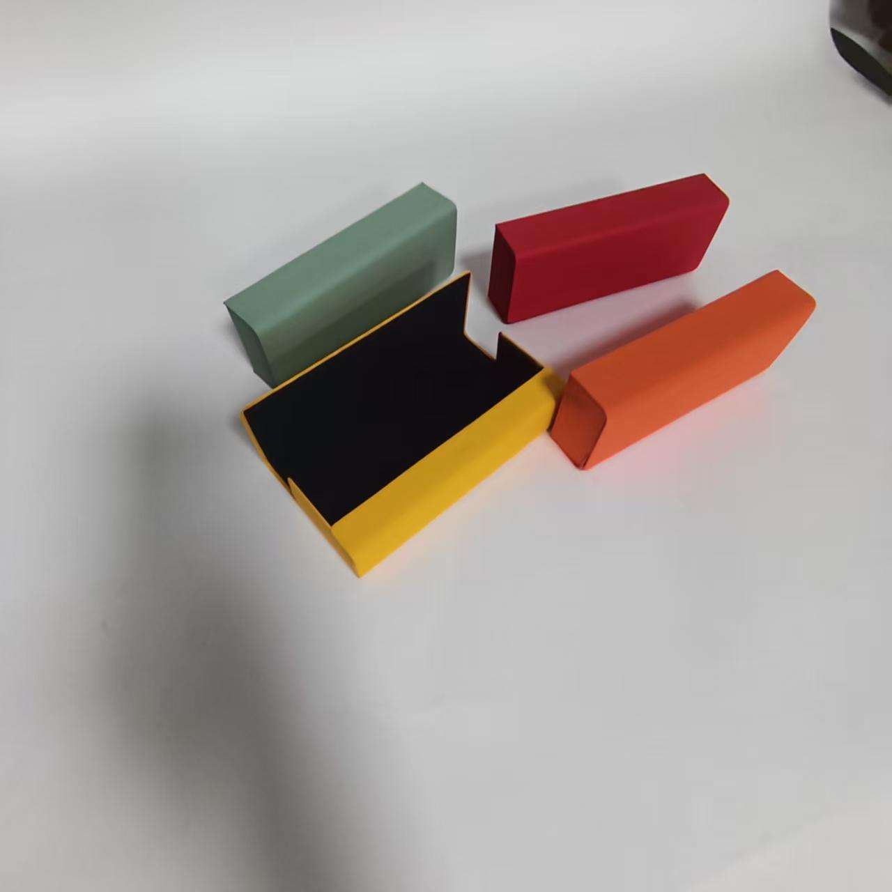 Custom Recyclable Luxury Rigid Paper Box for Cosmetics Perfume