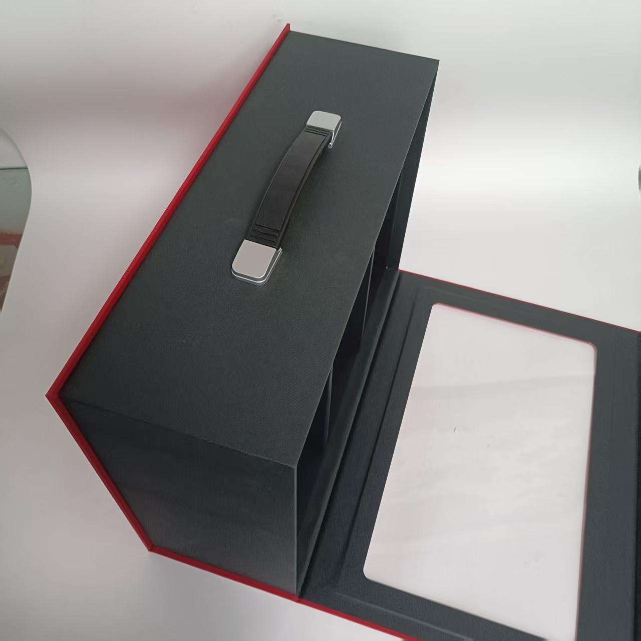 ODM Foldable Magnetic Closure Photo Frame Embossed Matt Lamination Rigid Boxes