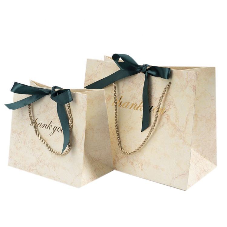 Luxury Custom Logo Printing Paper Carry Bag Shopping Gift Bag