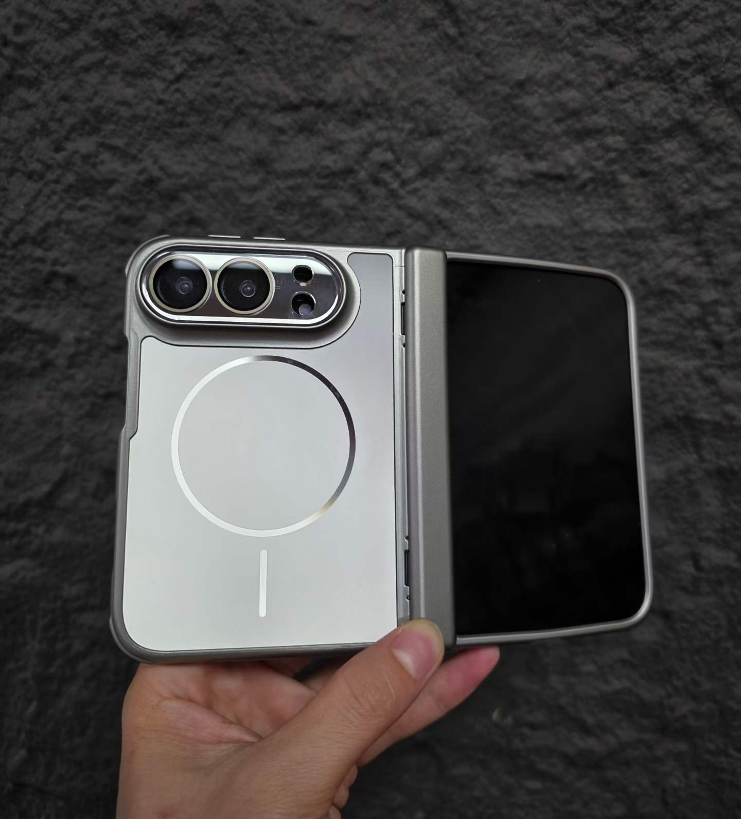 Fold magsafe case for iPhone 18