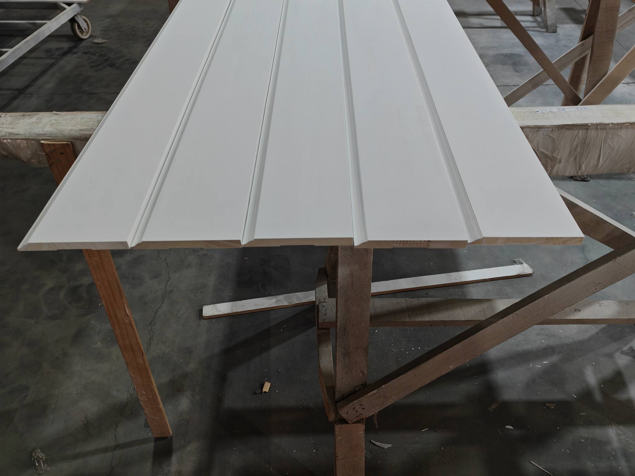 Pre Painted White Wood Baseboard Trim Moulding