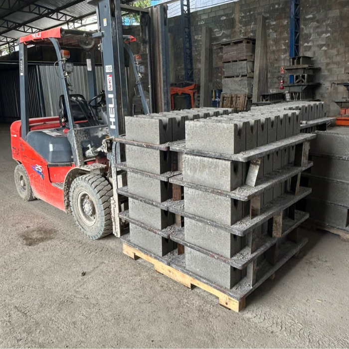 50% Black Fiber GMT Pallet for QT4-20 Block Machine