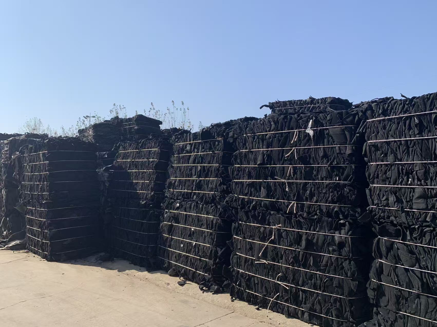 70% Black Fiberglass GMT Pallet 700×520×25mm for Block Machine