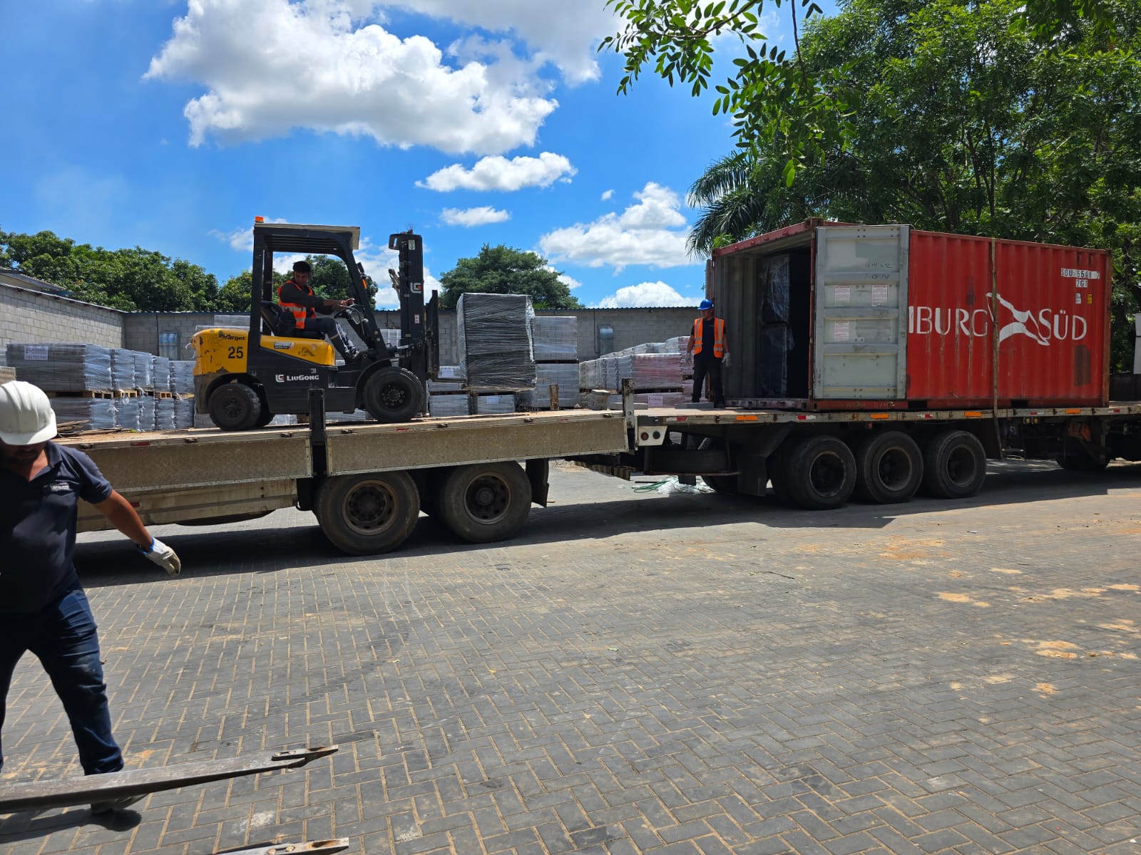 block-machine-pallet-supplier-01.jpg