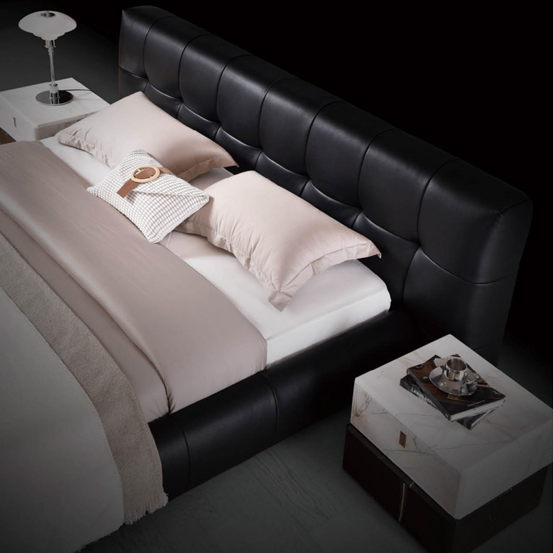 F-016-40-1-B004 Black Tufted Luxury Leather Bed