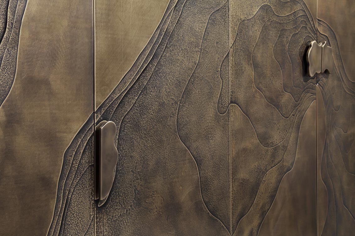 High-End Estate Furniture and Accessory Customization High-End Estate Furniture and Accessory Customization
