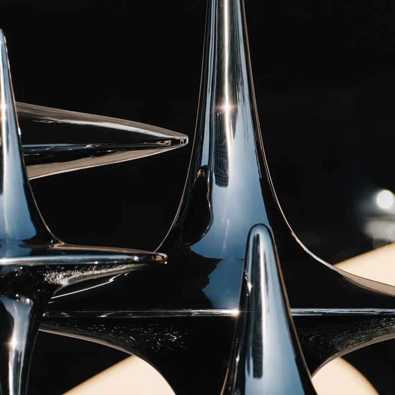S-068-08-D008 Mirror-Metal Top Cluster Art Installation